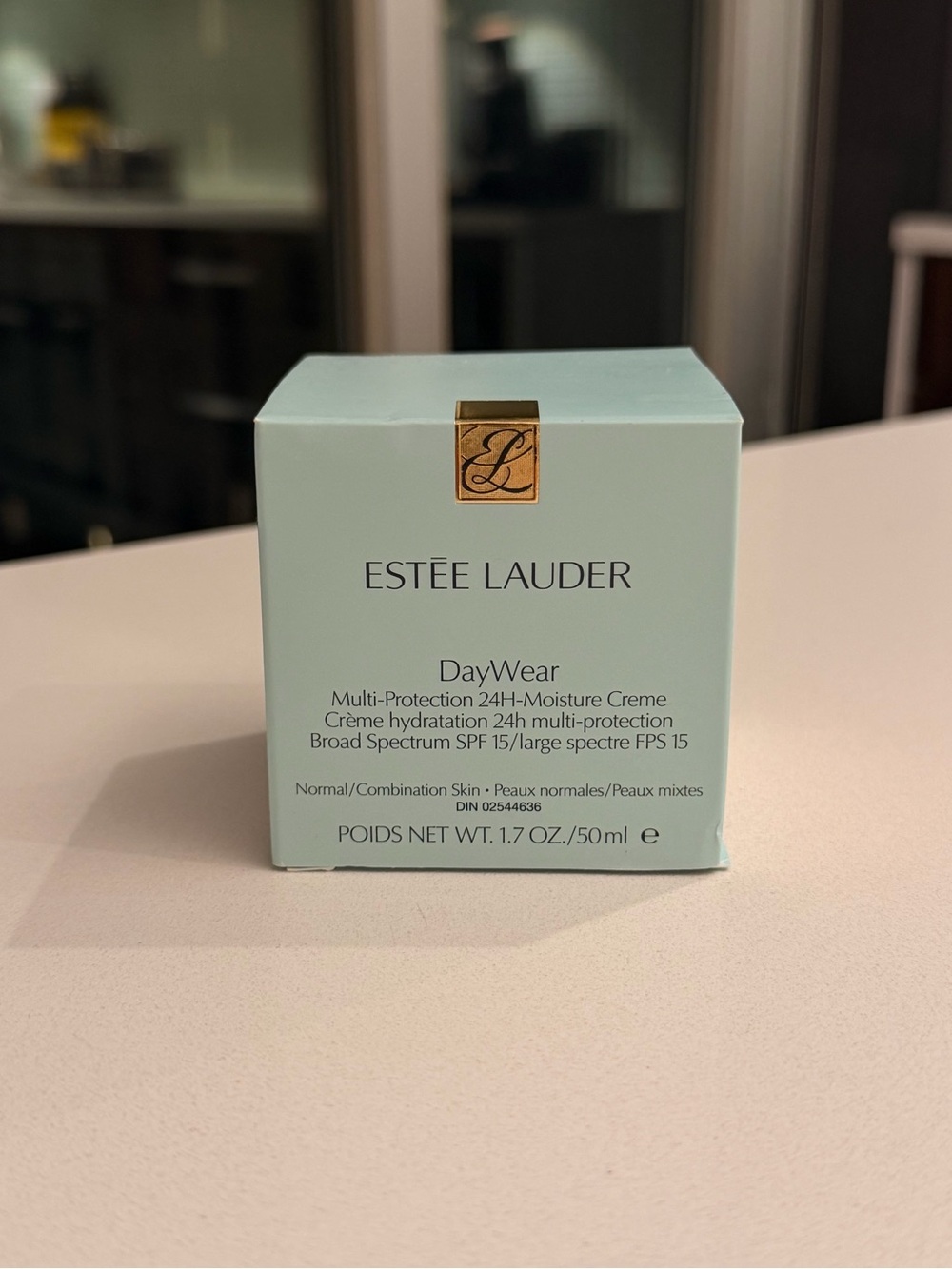 Estée Lauder DayWear
Multi-Protection 24H-Moisture Creme
SPF 15 - 50ml